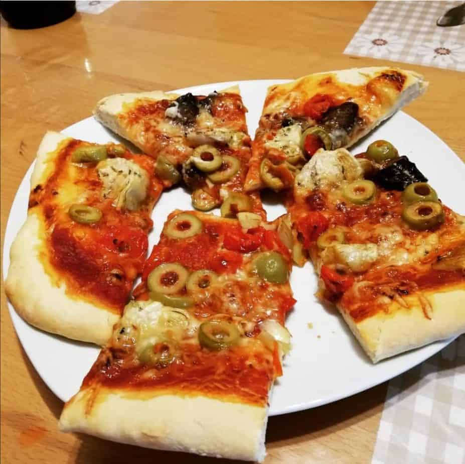 selbstgemachte Pizza