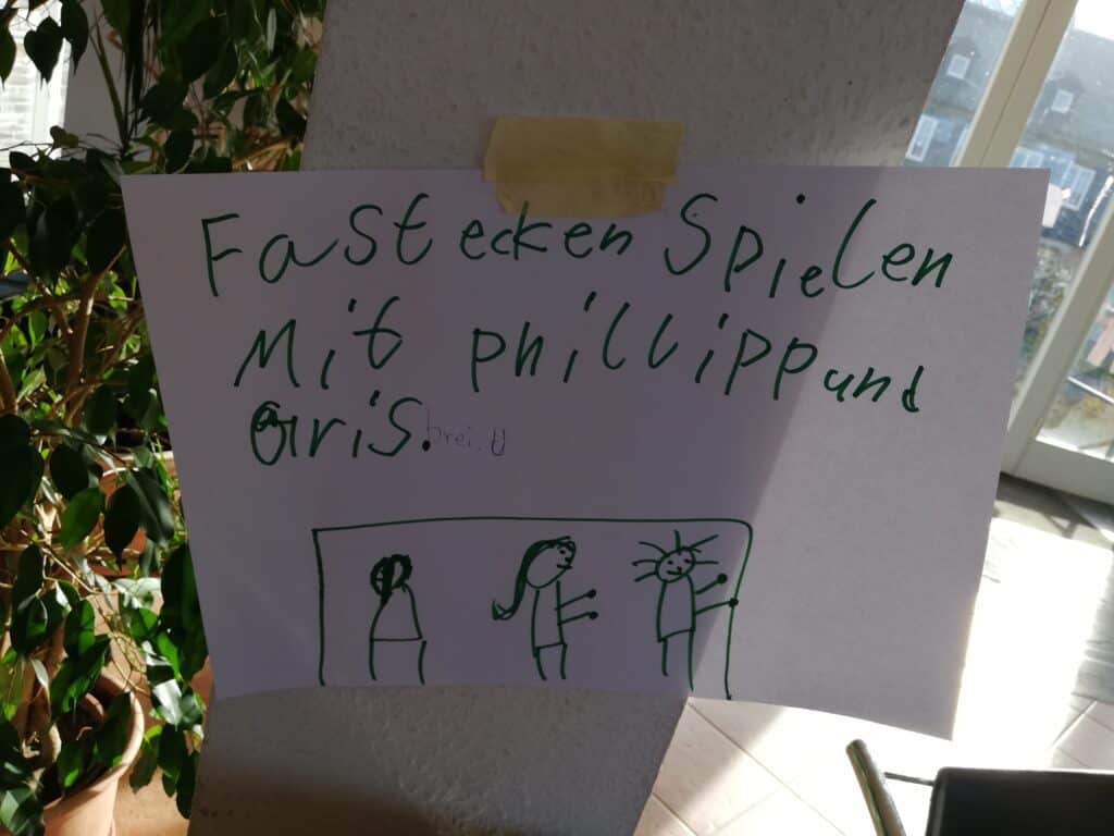 Verstecken Spielen in Kinderschrift - eines der Angebote auf der GFK Familienfreizeit